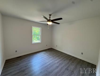 194 Lamont Circle, Madison Heights, Virginia image 13