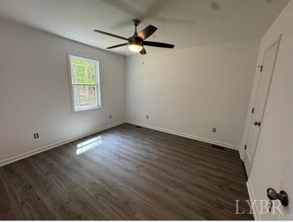 194 Lamont Circle, Madison Heights, Virginia image 12