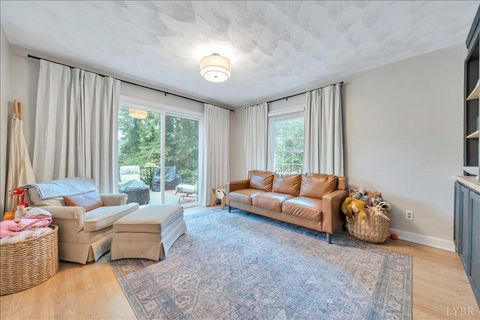 Tiny photo for 1926 SW Hope Road, Roanoke, VA 24018 (MLS # 362608)