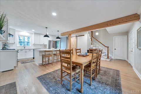 Tiny photo for 1926 SW Hope Road, Roanoke, VA 24018 (MLS # 362608)