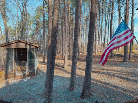 Tiny photo for 507 Faith Cove Drive, Sandy Level, VA 24161 (MLS # 364136)