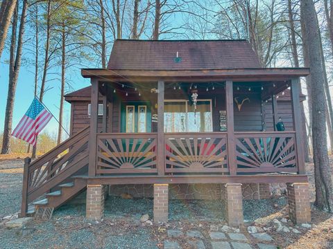 Tiny photo for 507 Faith Cove Drive, Sandy Level, VA 24161 (MLS # 364136)