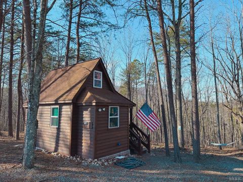 Tiny photo for 507 Faith Cove Drive, Sandy Level, VA 24161 (MLS # 364136)
