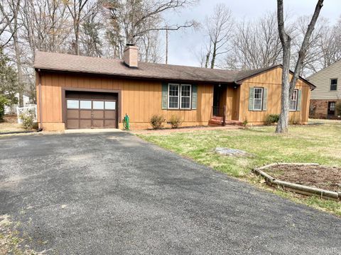 Tiny photo for 1117 Granite Drive, Bedford, VA 24523 (MLS # 365179)