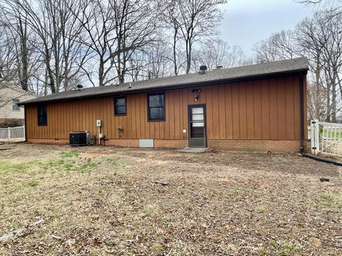 Tiny photo for 1117 Granite Drive, Bedford, VA 24523 (MLS # 365179)