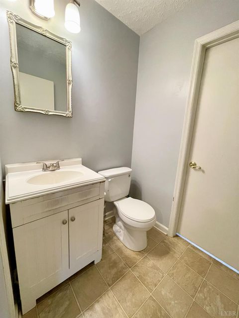 Tiny photo for 1117 Granite Drive, Bedford, VA 24523 (MLS # 365179)