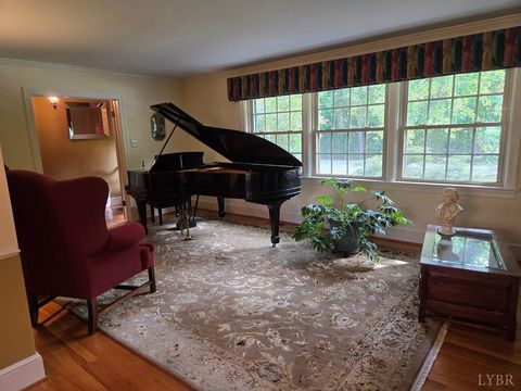 Tiny photo for 701 Fourth Avenue, Farmville, VA 23901 (MLS # 361736)