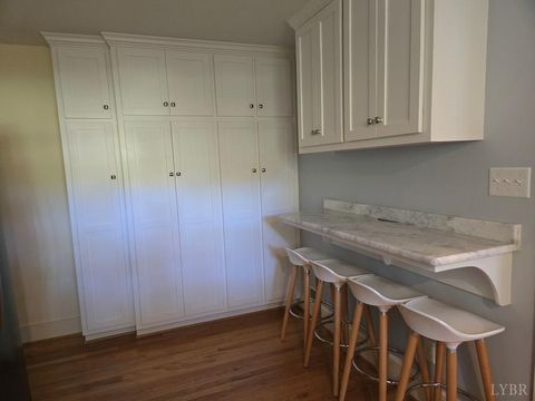 Tiny photo for 701 Fourth Avenue, Farmville, VA 23901 (MLS # 361736)