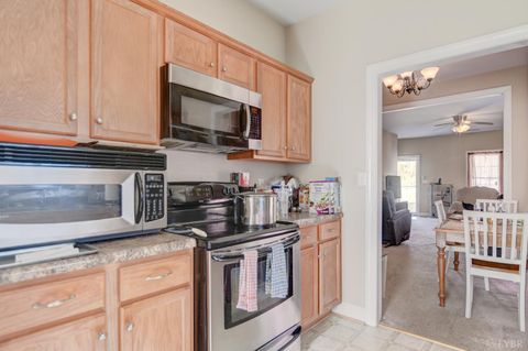 Tiny photo for 45 Halsey Road, Lynchburg, VA 24501 (MLS # 365230)