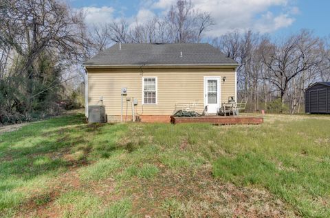Tiny photo for 45 Halsey Road, Lynchburg, VA 24501 (MLS # 365230)