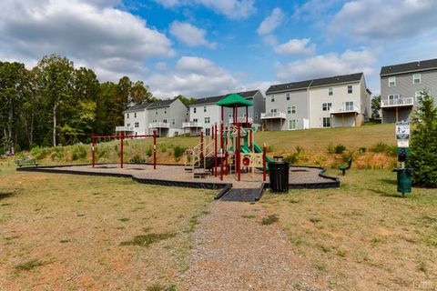 Tiny photo for 257 Thicket Drive, Lynchburg, VA 24501 (MLS # 362101)