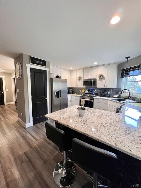 Tiny photo for 167 Mansfield Drive, Madison Heights, VA 24572 (MLS # 362775)