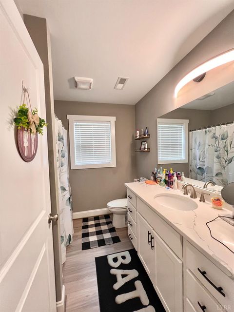 Tiny photo for 167 Mansfield Drive, Madison Heights, VA 24572 (MLS # 362775)