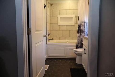 Tiny photo for 167 Mansfield Drive, Madison Heights, VA 24572 (MLS # 362775)