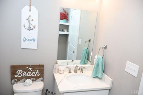 Tiny photo for 167 Mansfield Drive, Madison Heights, VA 24572 (MLS # 362775)