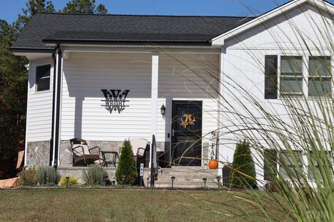 Tiny photo for 167 Mansfield Drive, Madison Heights, VA 24572 (MLS # 362775)