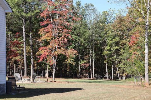 Tiny photo for 167 Mansfield Drive, Madison Heights, VA 24572 (MLS # 362775)