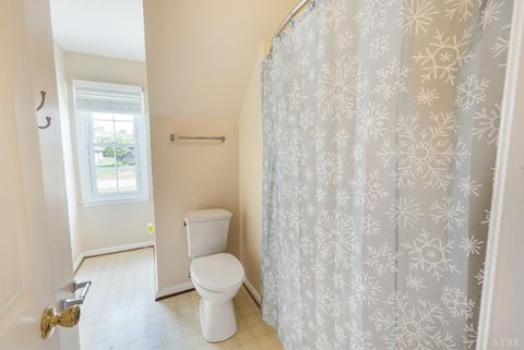 Tiny photo for 115 Hunters Creek Road, Forest, VA 24551 (MLS # 365889)