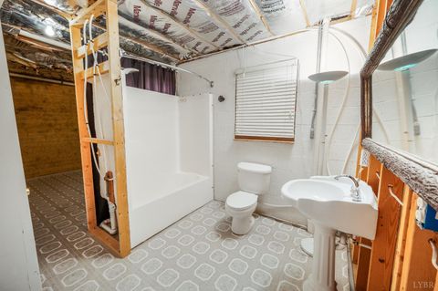 Tiny photo for 115 Hunters Creek Road, Forest, VA 24551 (MLS # 365889)