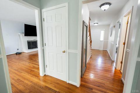 Tiny photo for 115 Hunters Creek Road, Forest, VA 24551 (MLS # 365889)