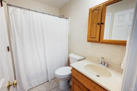 Tiny photo for 115 Hunters Creek Road, Forest, VA 24551 (MLS # 365889)