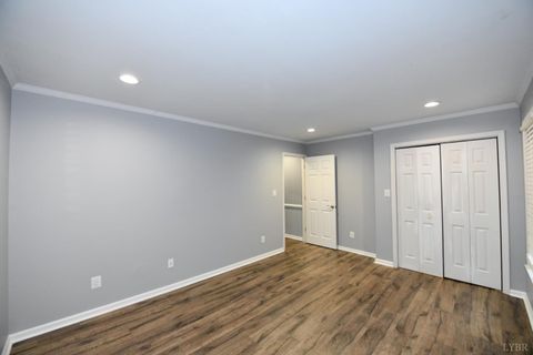 Tiny photo for 2130 Burnt Bridge Road Rd, Lynchburg, VA 24503 (MLS # 362480)