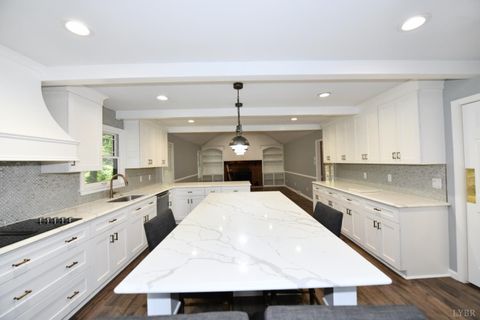 Tiny photo for 2130 Burnt Bridge Road Rd, Lynchburg, VA 24503 (MLS # 362480)