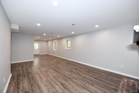 Tiny photo for 2130 Burnt Bridge Road Rd, Lynchburg, VA 24503 (MLS # 362480)