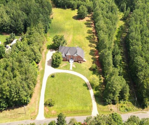 Tiny photo for 1505 Chestnut Grove Rd, Appomattox, VA 24522 (MLS # 362891)