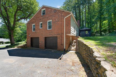 Tiny photo for 239 Chesterfield PL, Lynchburg, VA 24502 (MLS # 366726)