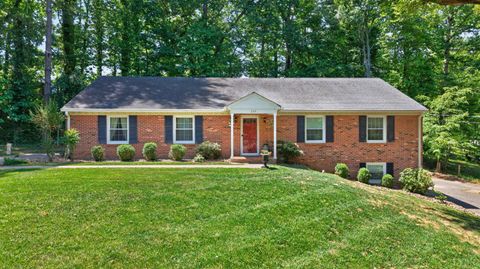 Photo of 239 Chesterfield PL, Lynchburg, VA 24502 (MLS # 366726)