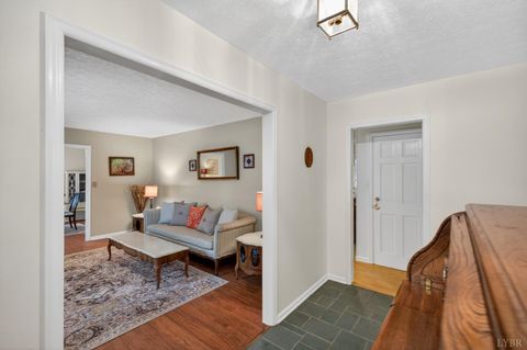 Tiny photo for 239 Chesterfield PL, Lynchburg, VA 24502 (MLS # 366726)