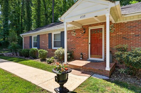Tiny photo for 239 Chesterfield PL, Lynchburg, VA 24502 (MLS # 366726)