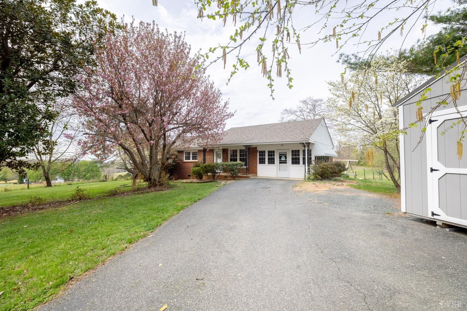 2637 Chilton Road, Appomattox, Virginia image 2