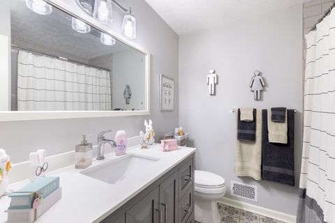 Tiny photo for 106 Watkins Pl Pl, Lynchburg, VA 24502 (MLS # 365111)