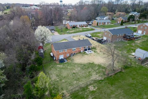 Tiny photo for 106 Watkins Pl Pl, Lynchburg, VA 24502 (MLS # 365111)