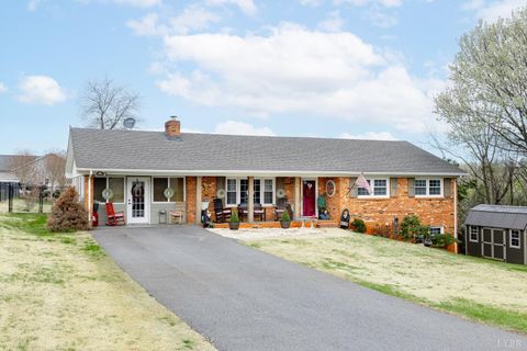 Tiny photo for 106 Watkins Pl Pl, Lynchburg, VA 24502 (MLS # 365111)
