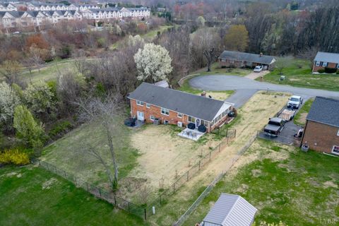 Tiny photo for 106 Watkins Pl Pl, Lynchburg, VA 24502 (MLS # 365111)