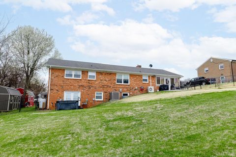 Tiny photo for 106 Watkins Pl Pl, Lynchburg, VA 24502 (MLS # 365111)