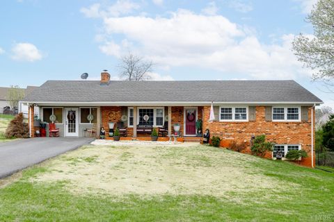 Photo of 106 Watkins Pl Pl, Lynchburg, VA 24502 (MLS # 365111)