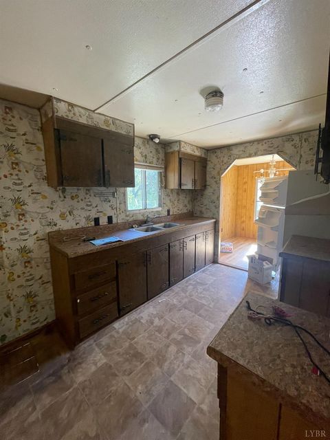 Tiny photo for 9192 Straightstone Road, Long Island, VA 24569 (MLS # 362736)