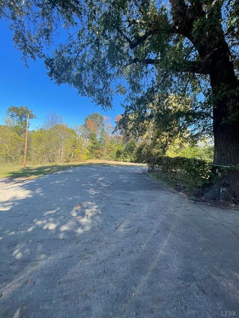 Tiny photo for 9192 Straightstone Road, Long Island, VA 24569 (MLS # 362736)