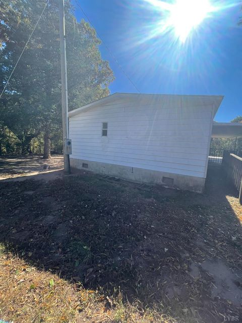 Tiny photo for 9192 Straightstone Road, Long Island, VA 24569 (MLS # 362736)