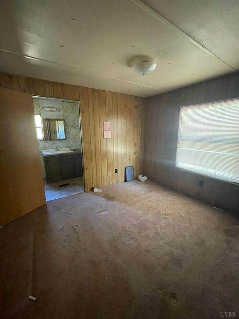 Tiny photo for 9192 Straightstone Road, Long Island, VA 24569 (MLS # 362736)