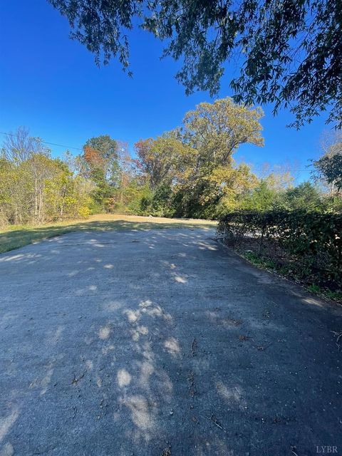 Tiny photo for 9192 Straightstone Road, Long Island, VA 24569 (MLS # 362736)