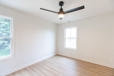 Tiny photo for 528 Essex Street, Lynchburg, VA 24503 (MLS # 362167)