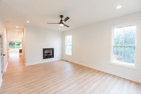 Tiny photo for 528 Essex Street, Lynchburg, VA 24503 (MLS # 362167)