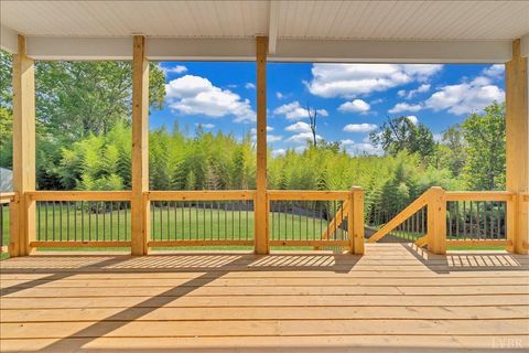 Tiny photo for 194 Triple Oak Cir., Madison Heights, VA 24503 (MLS # 362489)