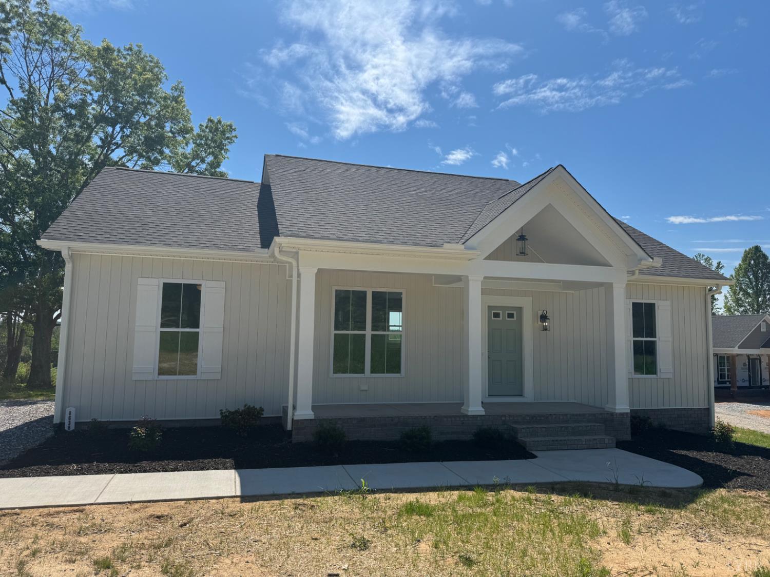 8638 Hat Creek Road, Brookneal, Virginia image 1