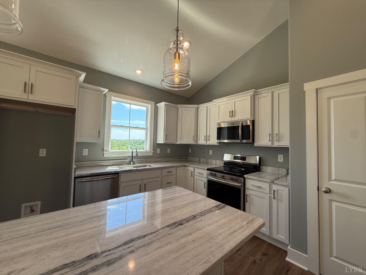 8638 Hat Creek Road, Brookneal, Virginia image 14